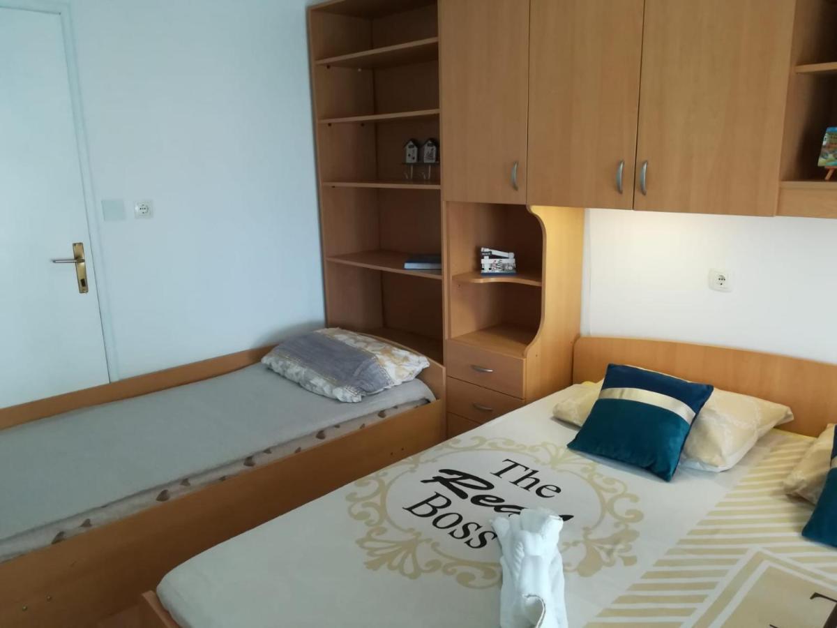Apartment And Room Hudoletnjak Šilo Extérieur photo